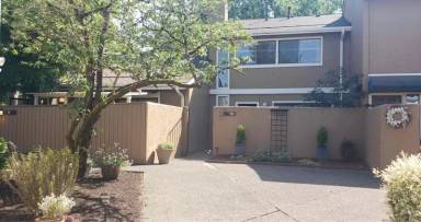 Main picture of 28615 SW Ash Meadows Blvd