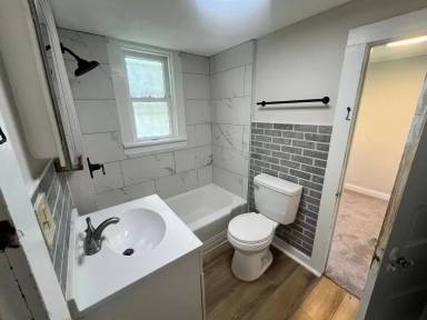 Main picture of 4104 Y St