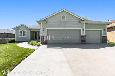 Main picture of 16507 Briar St