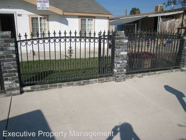 Main picture of 1000 Curtis Dr