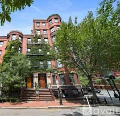 Main picture of 421 Marlborough St