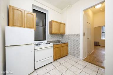 Main picture of 59 E 3rd St