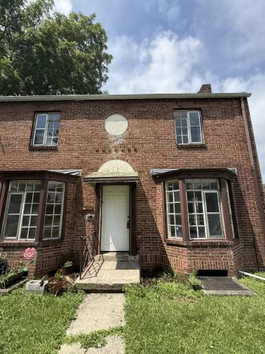 Main picture of 1025 Lilley Ave