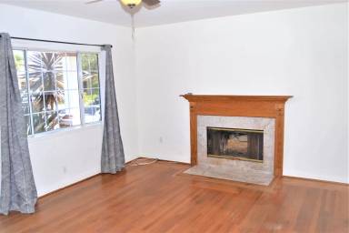 Main picture of 4322 E Vermont St