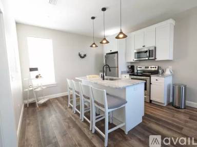 Main picture of 301 Coral Gables St
