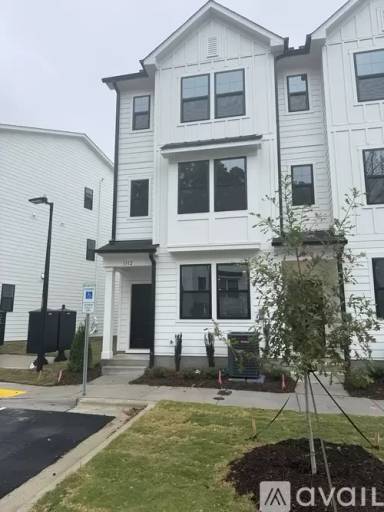 Main picture of 1512 Crescent Townes Way