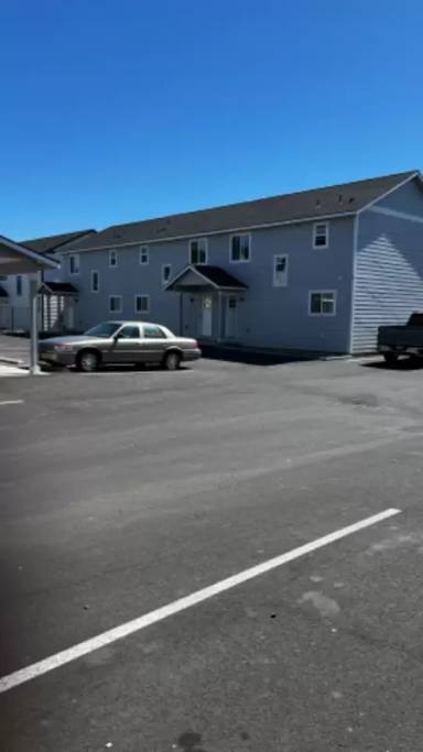 Main picture of 2721 W Marina Dr