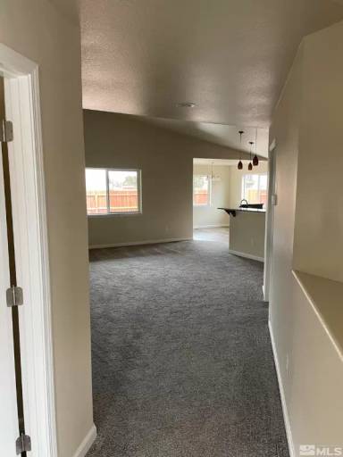 Main picture of 757 N Broadway St