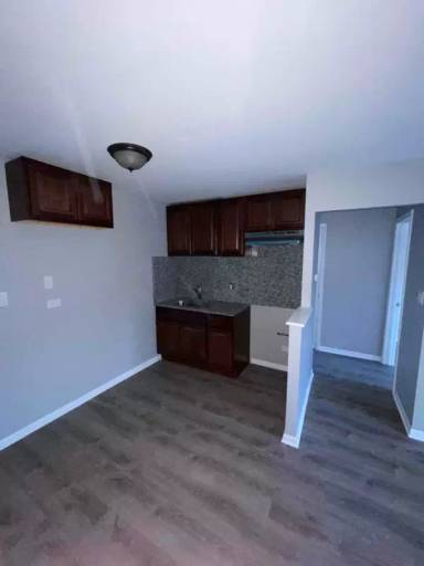 Main picture of 5234 W Irving Park Rd