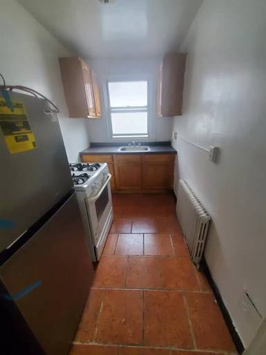 Main picture of 315 N 6th St