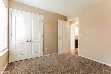 Main picture of 813 Shadowhill St