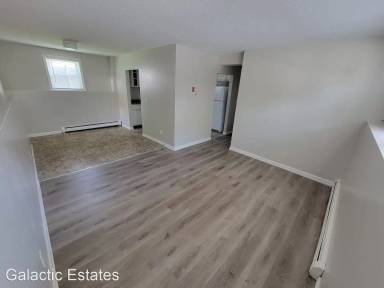 Main picture of 30 Hosley St
