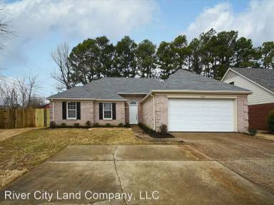 Main picture of 5625 Heather View Dr