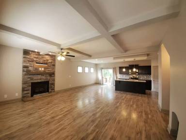 Main picture of 916 Talon Hills Dr