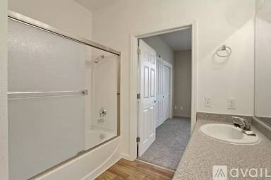 Main picture of Davis Oaks Condominiums