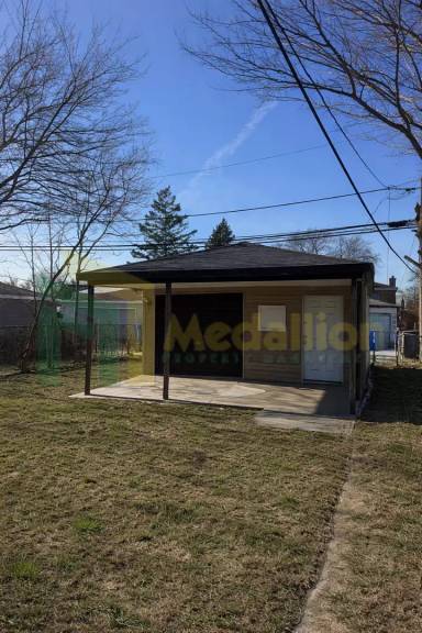 Main picture of 9648 S Yale Ave