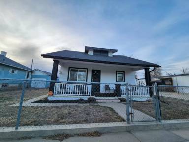 Main picture of 716 N Beech St