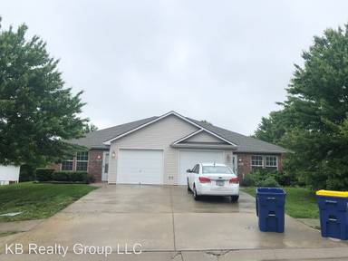 Main picture of 116 SE Rock Garden Ln