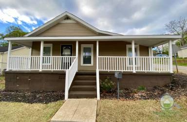 Main picture of 123 Goodrich St