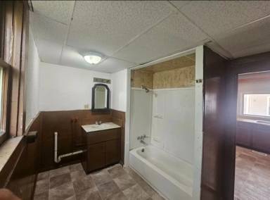 Main picture of 316 Columbus St