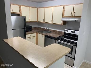 Main picture of 15600 SW 80th St