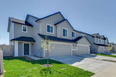 Main picture of 861 W Apple Pine St