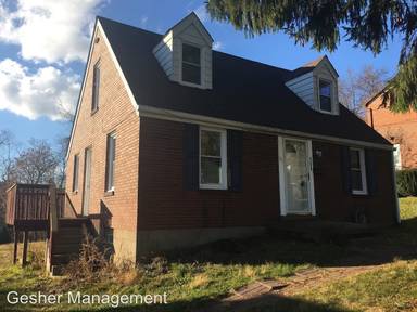 Main picture of 151 Collins Dr