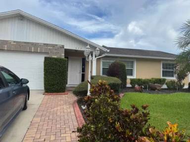 Main picture of 639 Meadowvale Dr