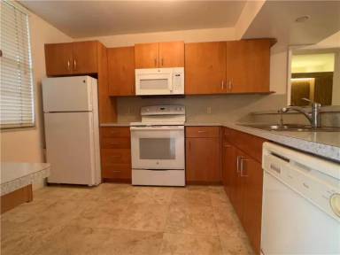 Main picture of 1721 Whitehall Dr