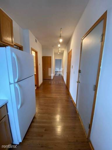 Main picture of 626 W Patterson Ave