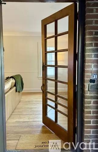 Main picture of 718 34th St