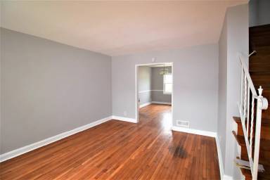 Main picture of 2304 Dukeland St