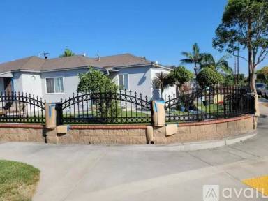 Main picture of 3919 Fernwood Ave