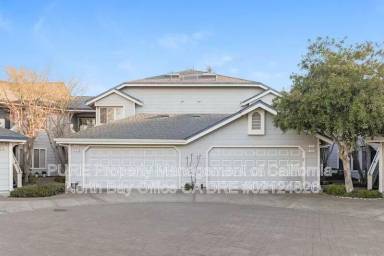 Main picture of 2112 Stonefield Ln