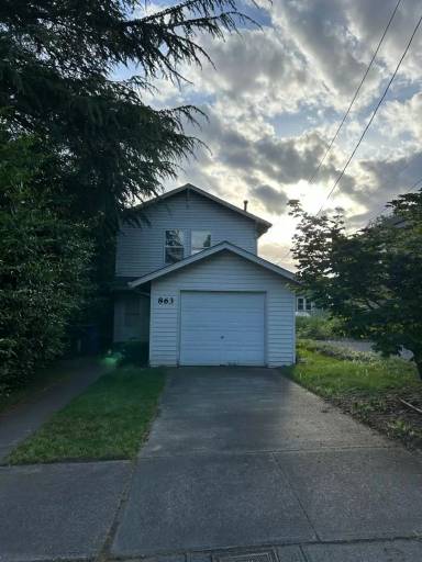 Main picture of 863 20th Ave S