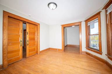 Main picture of 407 W Main St