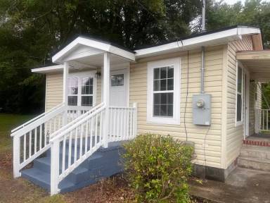 Main picture of 104 Milling St