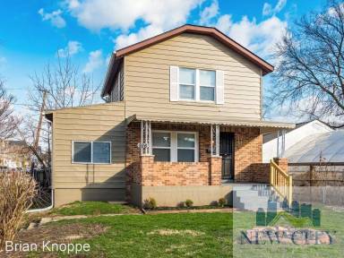 Main picture of 936 Sullivant Ave