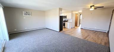 Main picture of 10624 Major Ave