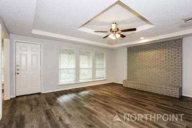 Main picture of 422 Ash Ln