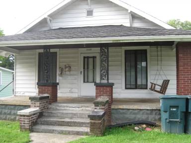 Main picture of 2105 W Jackson St