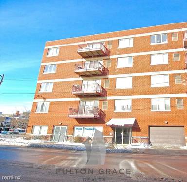 Main picture of 2158 W Grand Ave