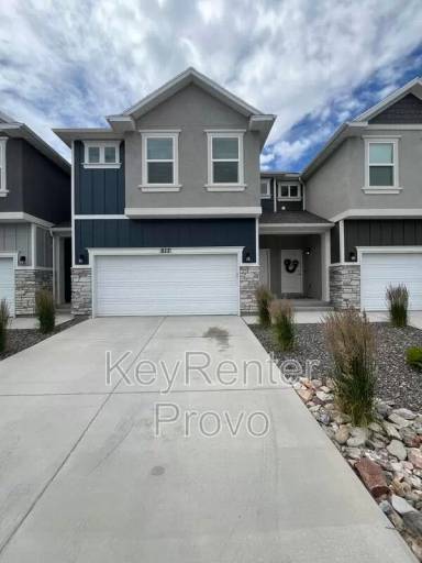 Main picture of 817 N Old Ft Dr