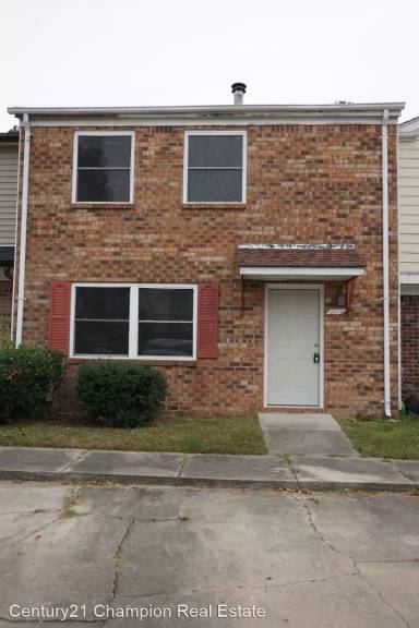 Main picture of 214 Myrtlewood Cir