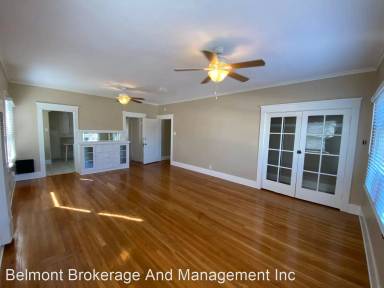 Main picture of 2414 E Broadway