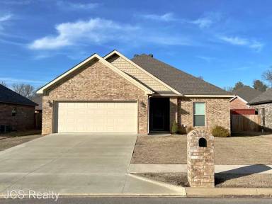 Main picture of 142 Brookvale Cir