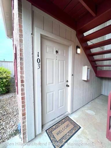 Main picture of 2905 Nichols St