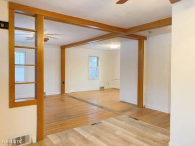 Main picture of 134 2nd St N