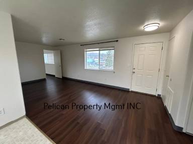 Main picture of 2124 Modoc St