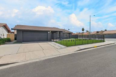 Main picture of 5270 Sepulveda Blvd